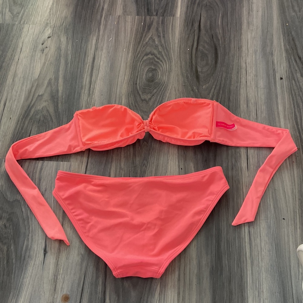 Pink Strapless Bikini Set - Picture 2 of 4